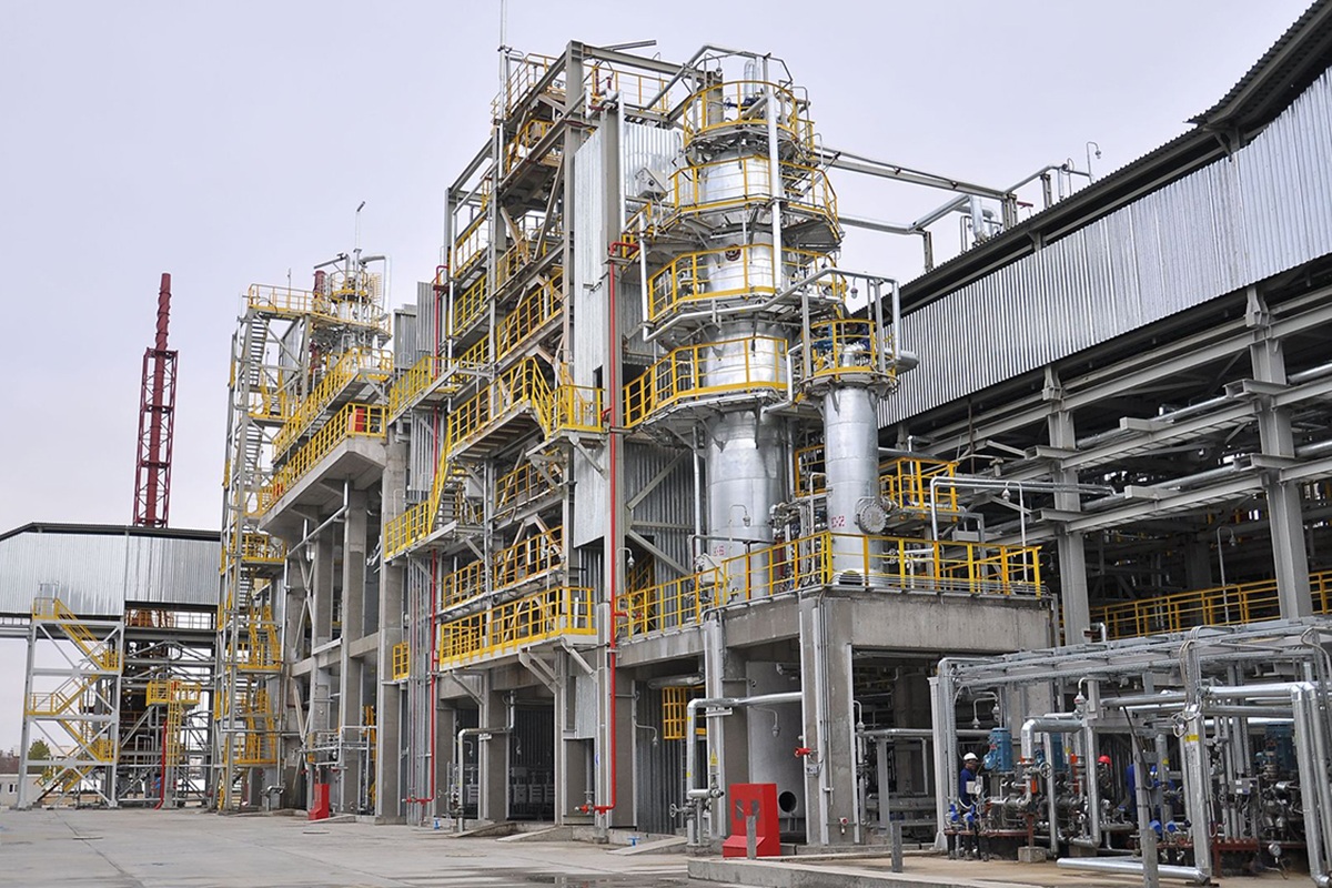 Stable growth was ensured in the oil and gas sector during the first six months of this year.