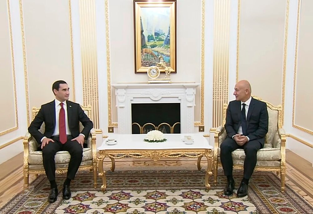 President Serdar Berdimuhamedov received Erman Ilicak, Chairman of the Board of Rönesans Holding.