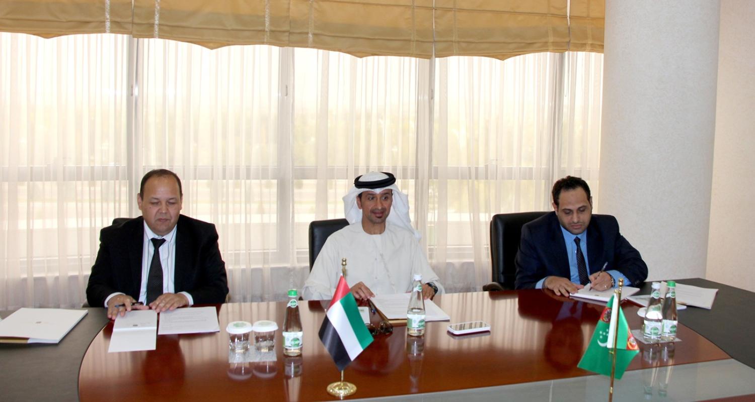 Cooperation between Turkmenistan and the United Arab Emirates was discussed