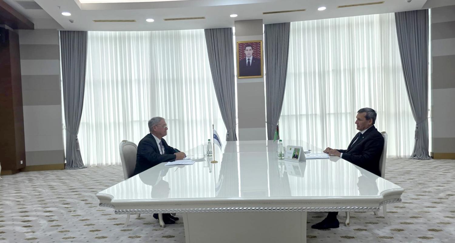 Türkmenistanyň Daşary işler ministri ÝHHG-niň Aşgabatdaky Merkeziniň ýolbaşçysy bilen duşuşdy